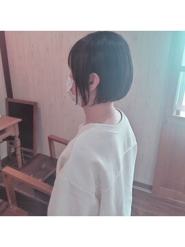 オリーブ(OLIVE) 前下がりショート♪