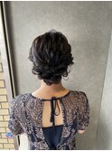 シニヨンヘアアレンジ