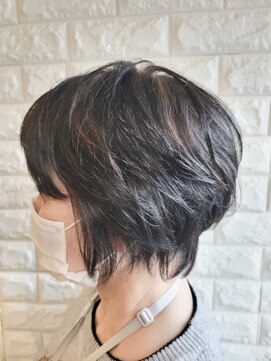 松本平太郎美容室 吉祥寺パートファイブ(PART5) シャギーグラデーションボブ
