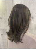 オリーブアッシュ