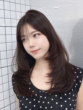 ロムーク 表参道(LOMKH) 秋の小顔ロングレイヤーカット顔周りシールエクステブラウン