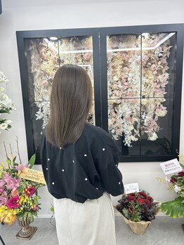 アイコン トゥーグランノール(EIKON to grand nord)の写真/白髪も自然にカバーするツヤカラー