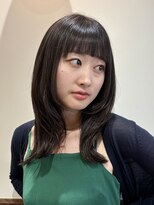 キングダム 元町店(KINGDOM)&nbsp;暗髪ロングレイヤー×小顔見せ顔まわりカット