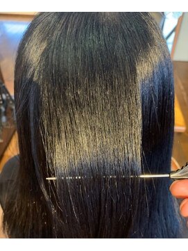 ピースリーヘア バイ カーサ(peathree.hair by CASA) ロングストレート×酸熱トリートメント