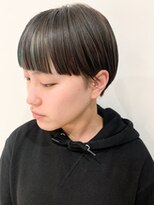 ソーコ 渋谷(SOCO)&nbsp;＊【SUN】ワイドバングインナーグリーンショート