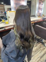ヘアー リードレス(hair Re:dress)&nbsp;インナーカラーポイントブリーチ×オリーブベージュ◎ツヤ髪