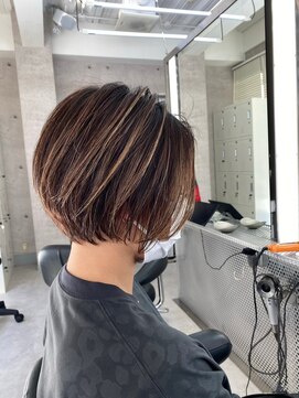 イキ 表参道(iki omotesando) モード/無造作ウェーブ/大人ガーリー[表参道駅]