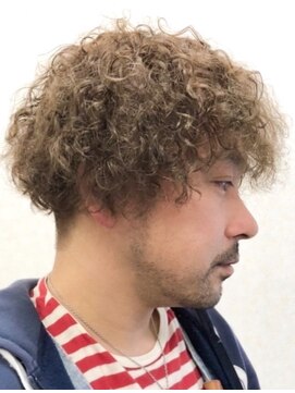 黄ぐまくん美容室 ランダムスパイラルパーマ