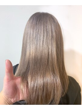 レオン(Re:ON) ミルクティーベージュ×ダブルカラー