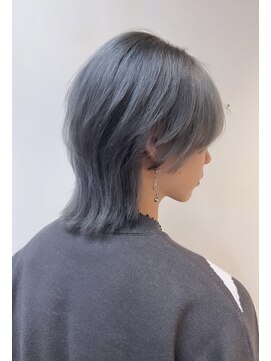 ルーム(Room) 韓国マッシュウルフ/ウルフボブ/シルバーカラー