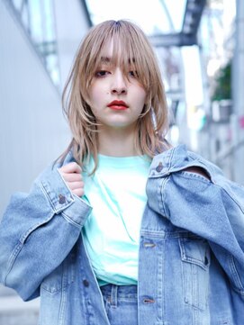 ギークス(GEEKS) 【GEEKS渋谷】ミルクティーベージュ/冬カラー/ウルフカット/小顔