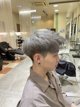 ブランシェ 高蔵寺店(BRANCHE) メンズカット/2回ブリーチ