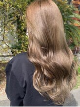 【イルミナカラー】高発色なツヤのある美しいヘアカラーで、トレンドの透明感カラーも叶う♪