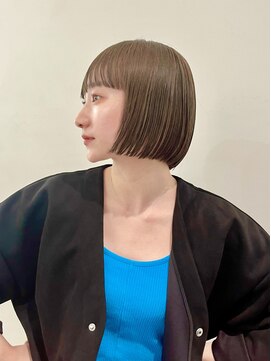 ルル 表参道(lulu.) 黒髪/ボブウルフ/ネビージュ/小顔/ワンレン