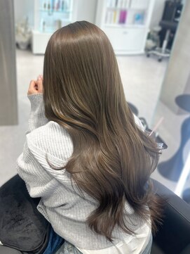 アルドーレフィエロ シンサイバシ(Ardore fiero shinsaibashi) オリーブベージュ/ブリーチなし【小山田繭】20代30代40代