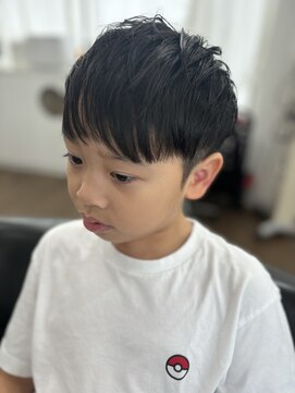 アトラクティブカットプレイス ジェイジェイ(Attractive Cut Place J.J) キッズカット