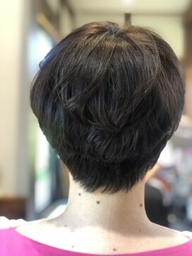 サトシオダクラ(SATOSHI ODAKURA) うる艶ショート