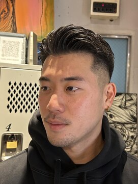 フランクス バーバー ウエストトウキョウ 吉祥寺店(FRANK’S BARBER WEST TOKYO) 吉祥寺サーフカールセンターパート波巻きツイストスパイラル Y