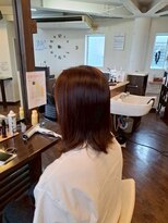 ツヤイロ 島田店&nbsp;ショートボブ前髪ありウェーブミディアムブリーチなしカラー