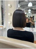 自然にまとまるボブ