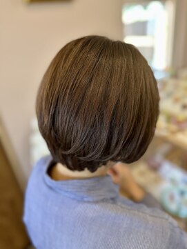 シトア(SitoA) 赤みを抑えた、やわらかブラウンカラー