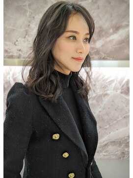 ナチュラ(natura) デジカールで作るドラマチックヘア