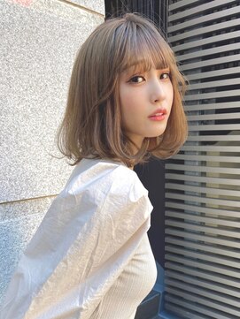 ノアフライ(NOAH FLY) ♪大人可愛いハイトーン重めボブ♪