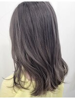 ゴットラトゥール(GOTTO LATOUR)&nbsp;大人可愛いふんわりカール外国人風グレージュカラーハイトーン