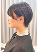 黒髪ツヤ感丸みマッシュショート