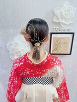 アトリエビューティーアミュ(atelier beauty AmU)&nbsp;卒業式  袴着付け タイトポニー×金箔