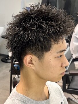 エース(ACES) ツーブロック×爽やかショート×アップバング×無造作