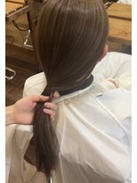 リリー(Lily)&nbsp;《Lily*渡邊》柔らかい雰囲気に＊＊白髪ぼかしハイライト