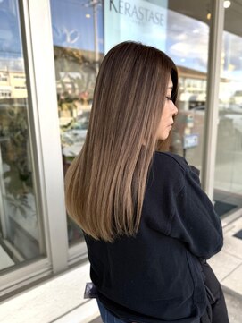 デュールイースト(Duul East) バレイヤージュスタイル