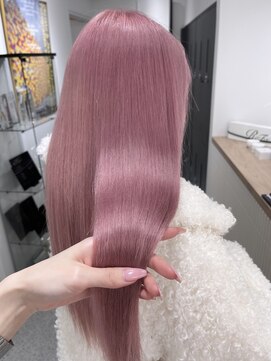 ペレ 渋谷(PELE) イメチェン/ホワイトブロンド/外ハネボブ/ワイドバング/渋谷