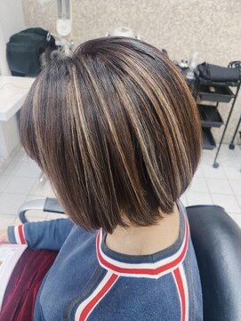 ヘアーデザインムーヴ(Hair design MOVE) ハイライト　ブラウンベース