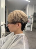ホワイトマッシュエンドカラー　センターパート