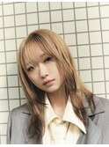 ミニウルフレイヤーカッくびれヘアハイライトカラー裾カラー