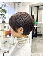 大人かわいい小顔ショートショートヘア30代40代50代白髪ぼかし
