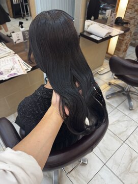 アルターリアン(aL ter LieN) 黒髪/ボブウルフ/ネビージュ／小顔／ワンレン/千葉/齊藤容史