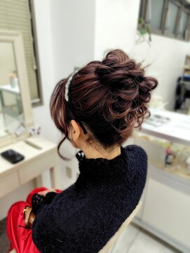 リサ 恵比寿(risa.) ふわふわアップスタイル