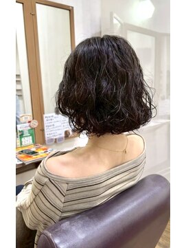 イタクラ 赤道店 (ITAKURA) ミニボブ／スパイラルパーマ／ボブパーマ／ニュアンスパーマ