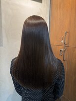 フークフーク(HOEK HOEK) ◎ ツヤツヤ自然な縮毛矯正