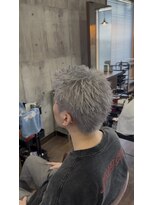 ベース(BASE) ホワイトスパイキーショート