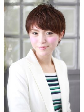 ティエル(Tieru) ナチュラル耳かけショート