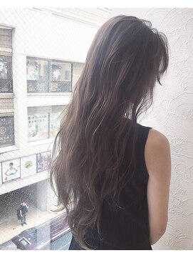 フレアジェネラス(FLEAR generous) 【綺麗に伸ばしたい×赤み除去×ファザーロング】柳本麻守