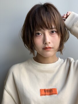 ブラウヘアアンドケア(care) ラフショート&ヌードアッシュ