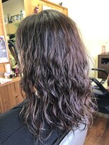 ニサブラ(Nisa Bula)&nbsp;パーマカット