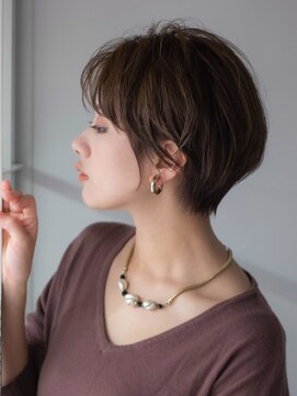 サーカス バイ ビュートリアム 青山(CIRCUS by BEAUTRIUM) ハンサムショート 大人ショートヘア 簡単スタイリング 30代40代