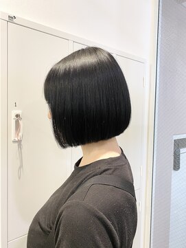 カフーヘアーターチ(Cafu hair Tachi) プツッとミニボブスタイル《 福島沙季 》