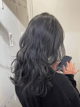 エイス 梅田 中津(Ace) ネイビーグレージュカラー